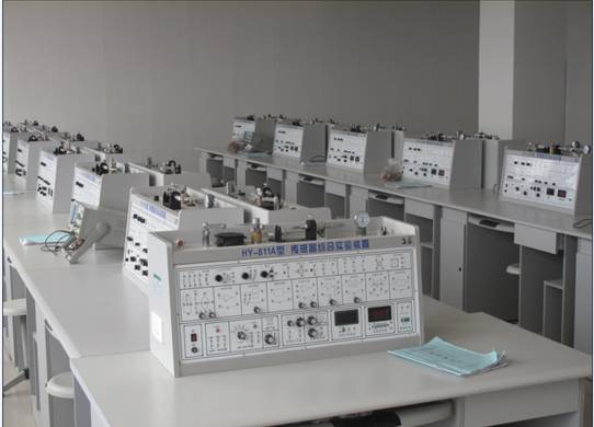 電子電工實訓中心實訓室簡介-咸陽職業(yè)技術(shù)學院